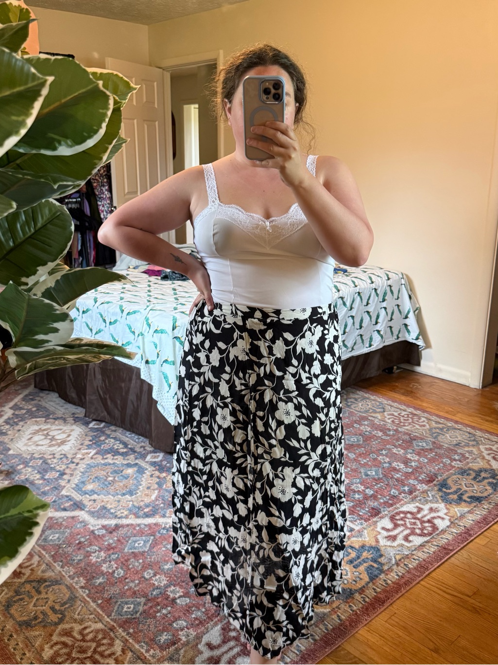 Time & Tru Black & White Floral Midi Skirt